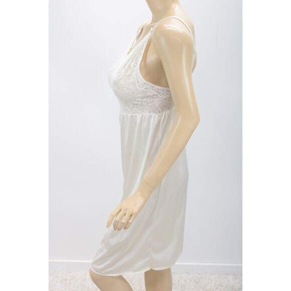 Vintage Vanity Fair Full Slip size 34 36 Cream Nylon Stretch Lace Adjustable - Picture 2 of 8